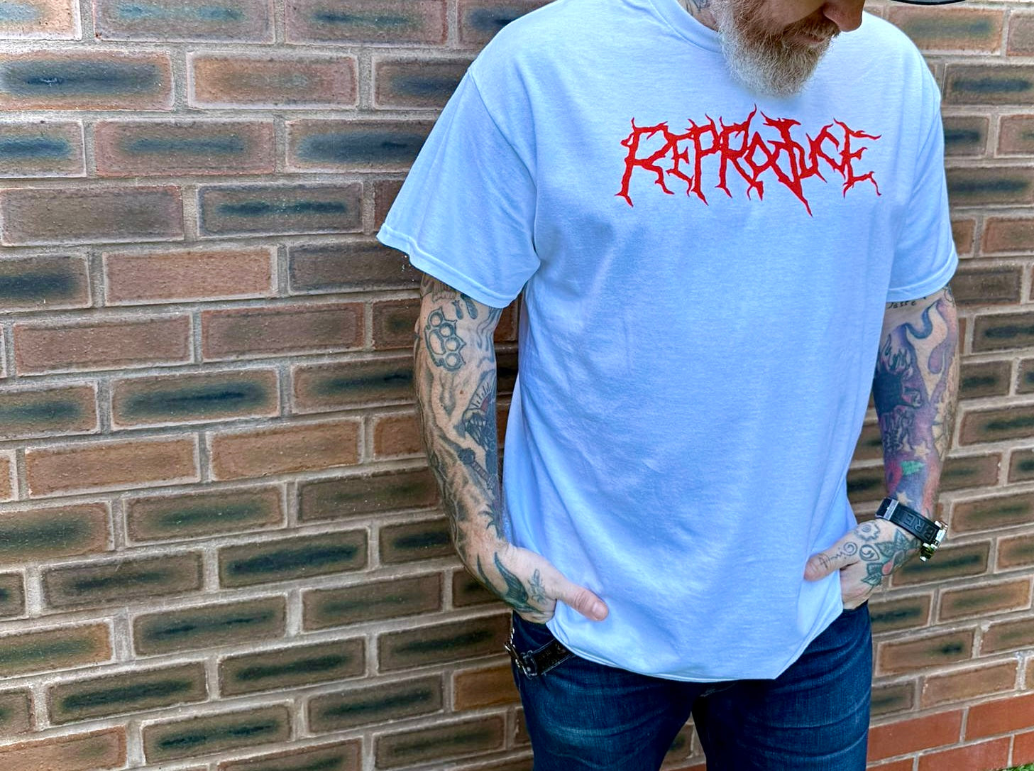Suffocate Tee white